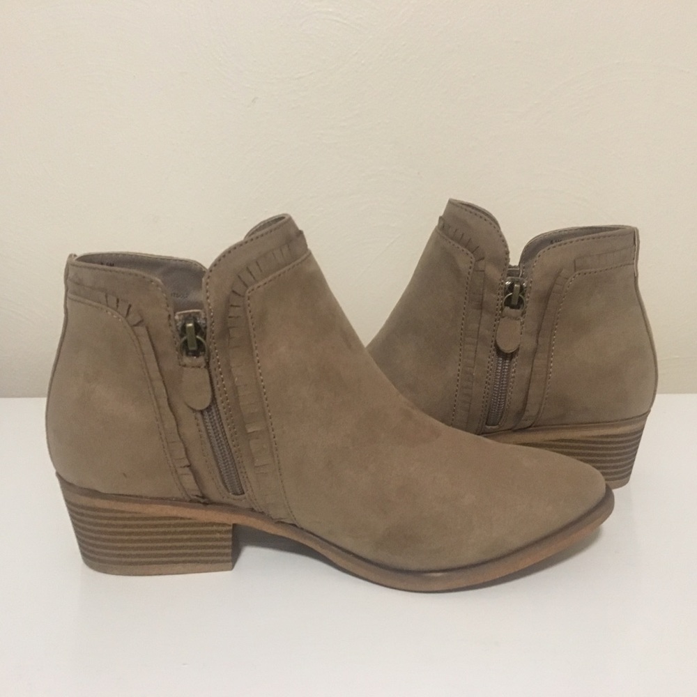 Never Worn Tassel Zip Ankle Boot Taupe
